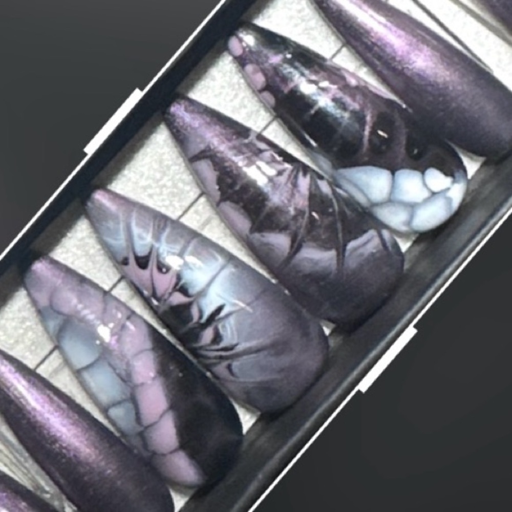 Snake Charmer | Smokey Plum Chrome Press-On Nails — Luxe Serpentcore Set - Picture 4 of 4